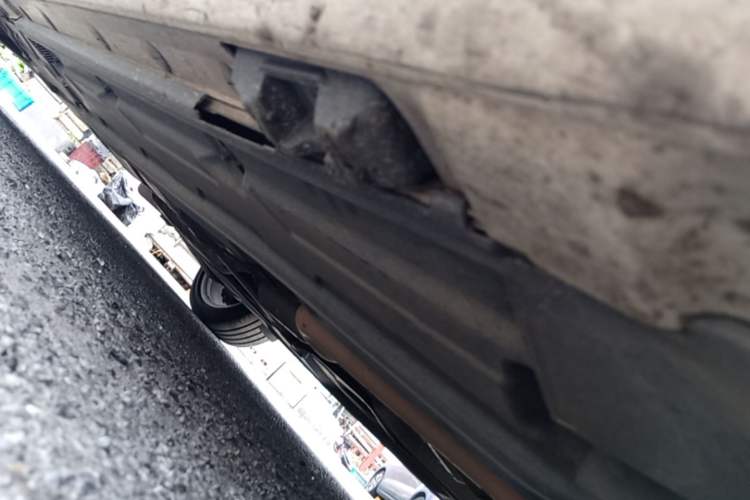 Used Mercedes-Benz C-Class 2011 C 200 Fashion Travel Edition Chassis Front Right