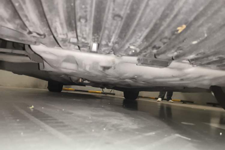 Used Mercedes-Benz C-Class 2011 C 200 CGI Elegant Model Chassis Front