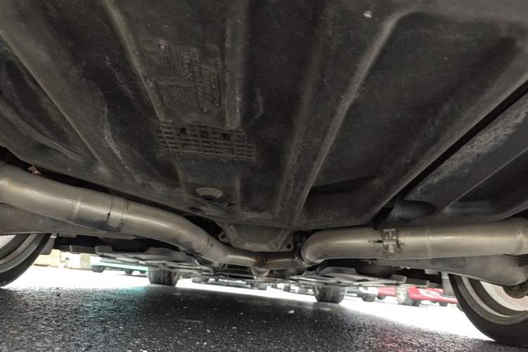 Used Mercedes-Benz C-Class 2011 C 200 Fashion Travel Edition Chassis Rear
