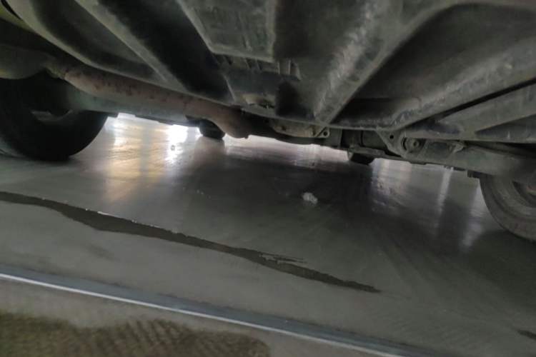 Used Mercedes-Benz C-Class 2011 C 200 Fashion Travel Edition Chassis Rear