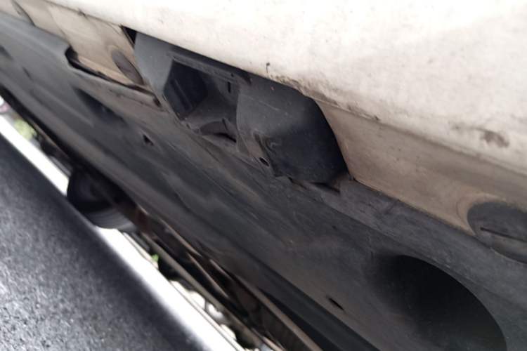 Used Mercedes-Benz C-Class 2011 C 200 Fashion Travel Edition Chassis Rear Left