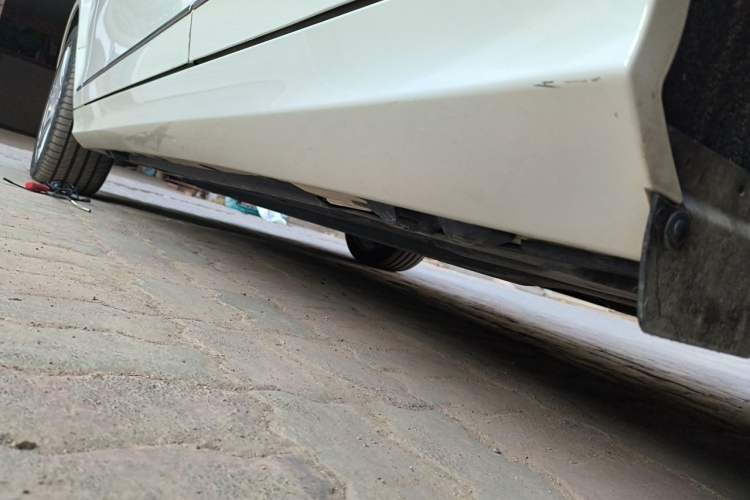 Used Mercedes-Benz C-Class 2011 C 300 Fashion Model Chassis Rear Left