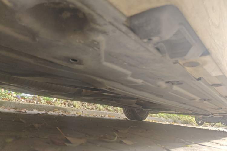 Used Mercedes-Benz C-Class 2011 C 200 Fashion Travel Edition Chassis Rear Right
