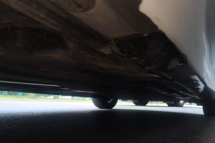 Used Mercedes-Benz C-Class 2011 C 200 CGI Elegant Model Chassis Rear Right