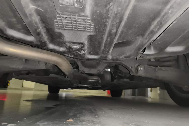 Used Mercedes-Benz C-Class 2011 C 200 CGI Elegant Model Chassis Rear