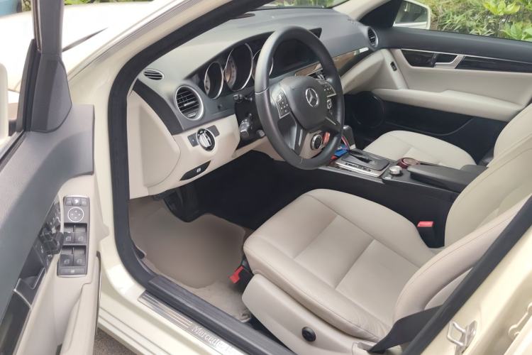 Used Mercedes-Benz C-Class 2011 C 200 CGI Fashion Model Driver Seat