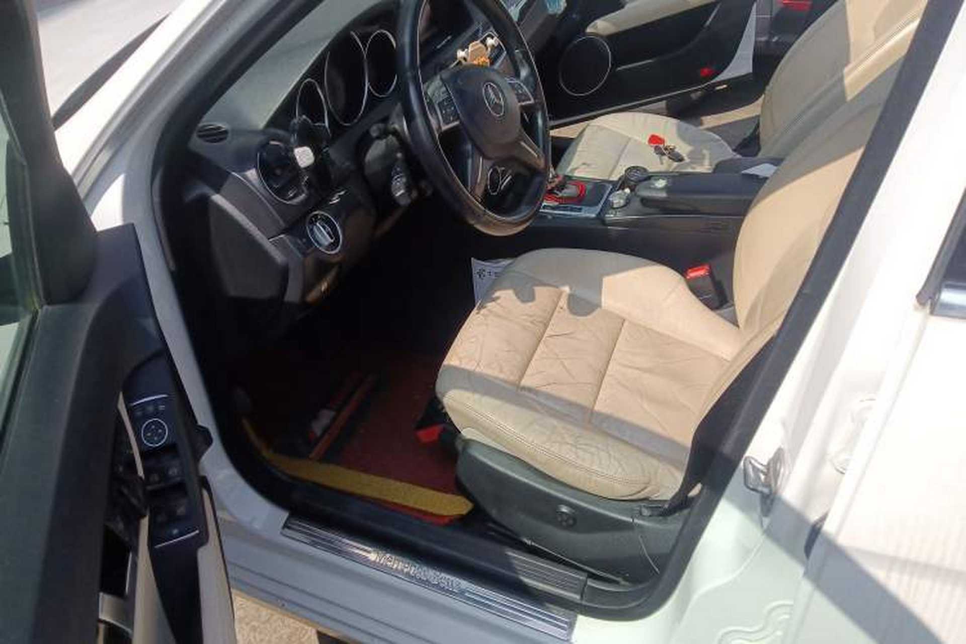 Used Mercedes-Benz C-Class 2011 C 200 CGI Fashion Model Driver Seat