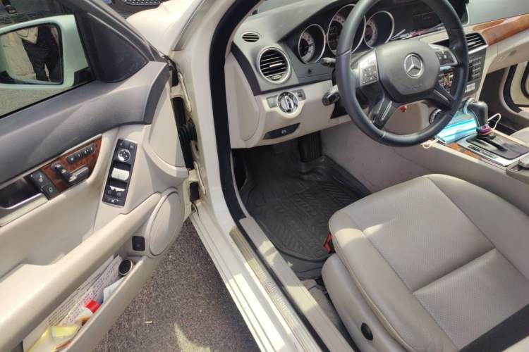 Used Mercedes-Benz C-Class 2011 C 200 CGI Elegant Model Driver Seat