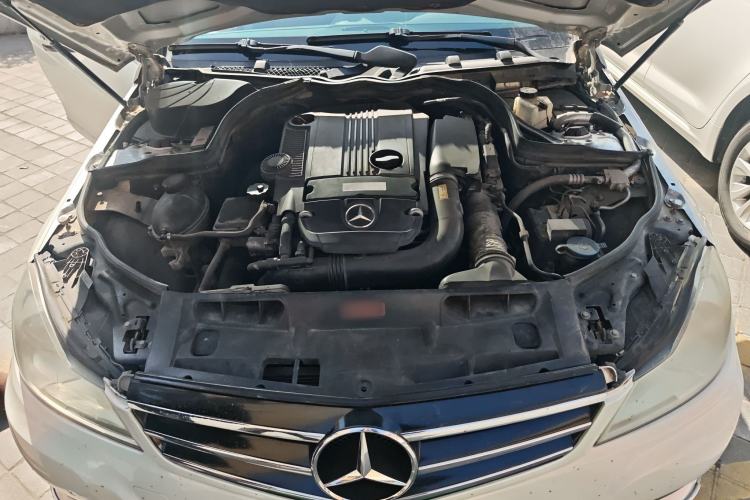 Used Mercedes-Benz C-Class 2011 C 260 CGI Fashion Model Engine Bay