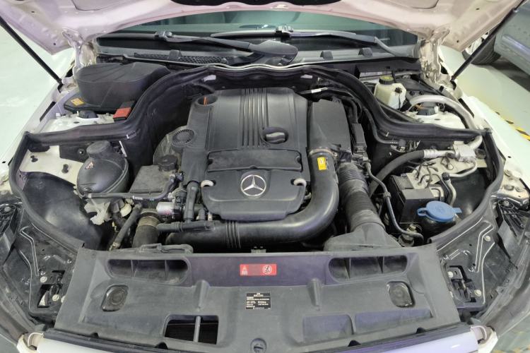 Used Mercedes-Benz C-Class 2011 C 200 Fashion Travel Edition Engine Bay
