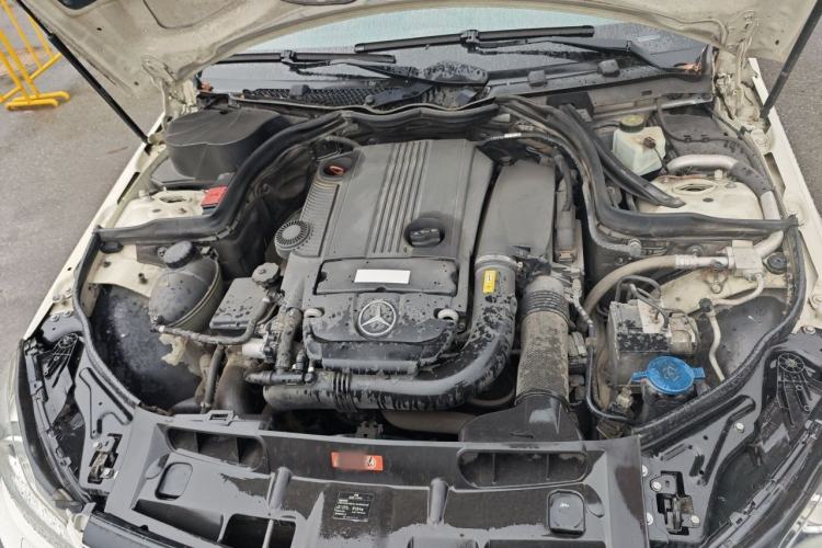 Used Mercedes-Benz C-Class 2011 C 200 CGI Fashion Model Engine Bay