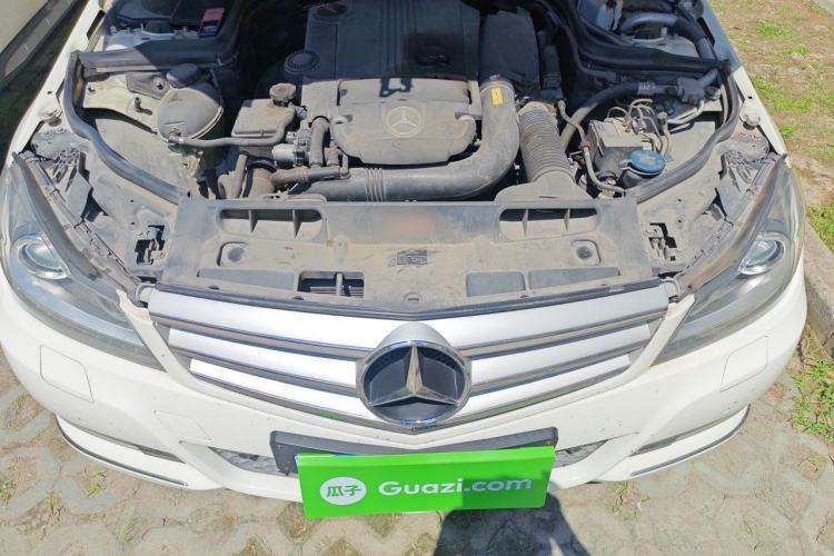 Used Mercedes-Benz C-Class 2011 C 200 CGI Fashion Model Engine Bay