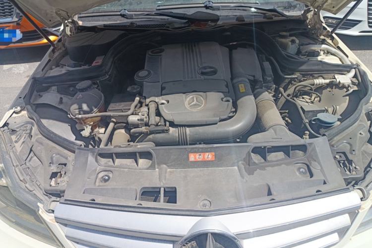 Used Mercedes-Benz C-Class 2011 C 200 Fashion Travel Edition Engine Bay