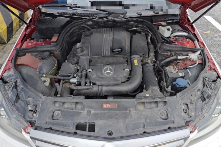 Used Mercedes-Benz C-Class 2011 C 260 CGI Fashion Model Engine Bay