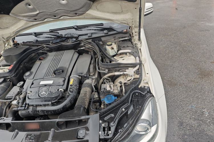 Used Mercedes-Benz C-Class 2011 C 200 CGI Fashion Model Engine Bay Left