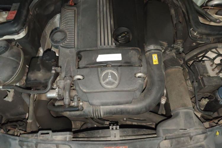 Used Mercedes-Benz C-Class 2011 C 200 CGI Fashion Model Engine Bay