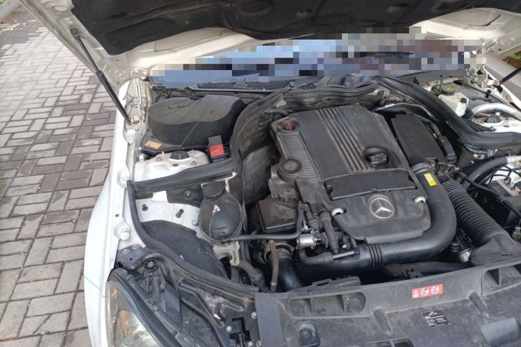 Used Mercedes-Benz C-Class 2011 C 200 Fashion Travel Edition Engine Bay Right