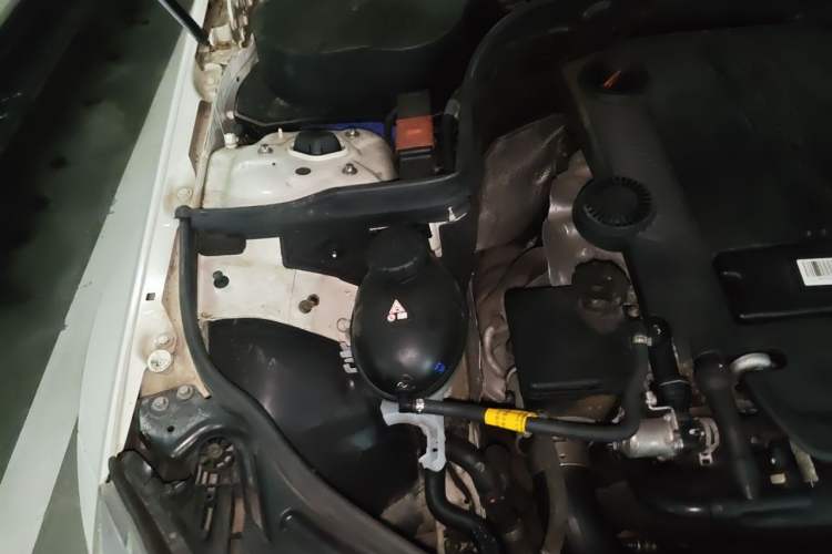 Used Mercedes-Benz C-Class 2011 C 260 CGI Fashion Model Engine Bay Right
