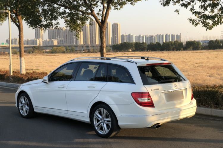 Used Mercedes-Benz C-Class 2011 C 200 Fashion Travel Edition Exterior 4