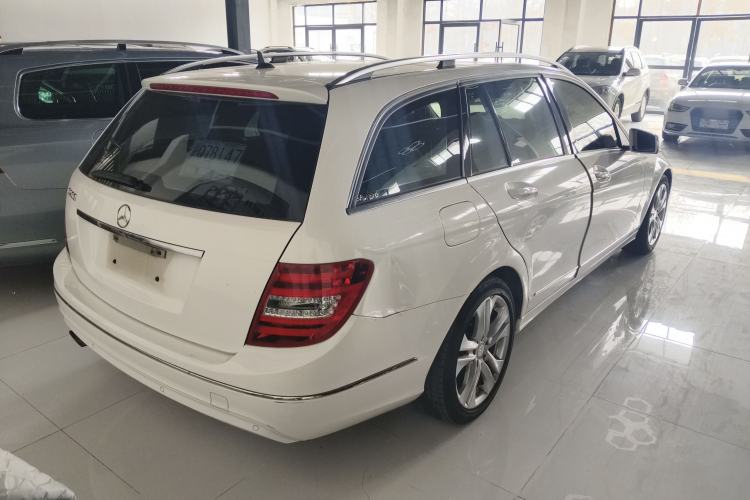Used Mercedes-Benz C-Class 2011 C 200 Fashion Travel Edition Exterior 5