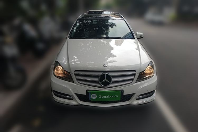 Used Mercedes-Benz C-Class 2011 C 200 CGI Fashion Model Front