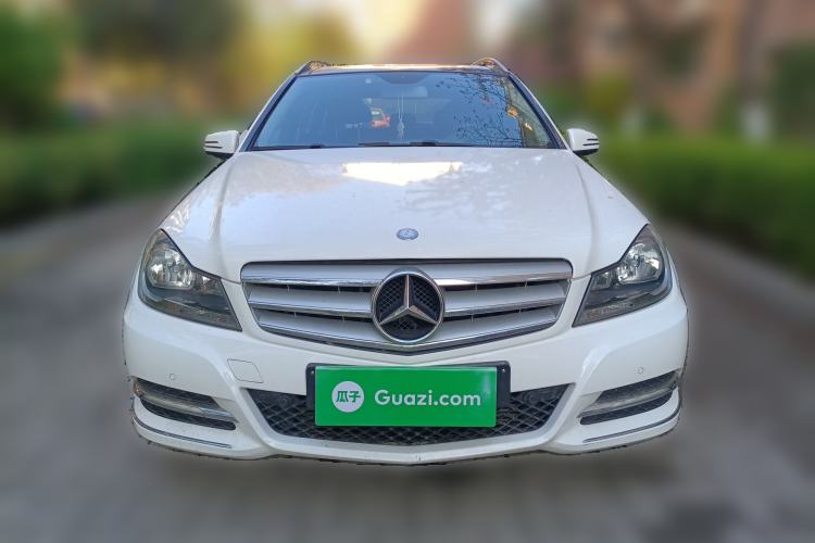 Used Mercedes-Benz C-Class 2011 C 200 Fashion Travel Edition Front