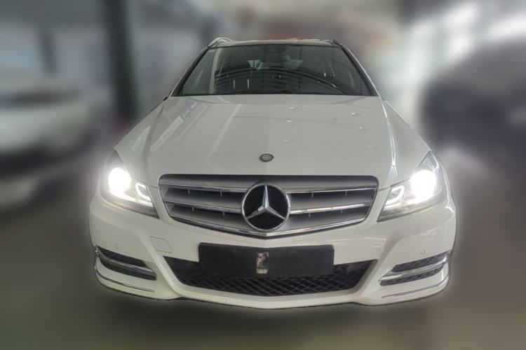 Used Mercedes-Benz C-Class 2011 C 200 Fashion Travel Edition Front