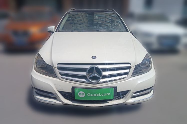 Used Mercedes-Benz C-Class 2011 C 200 Fashion Travel Edition Front