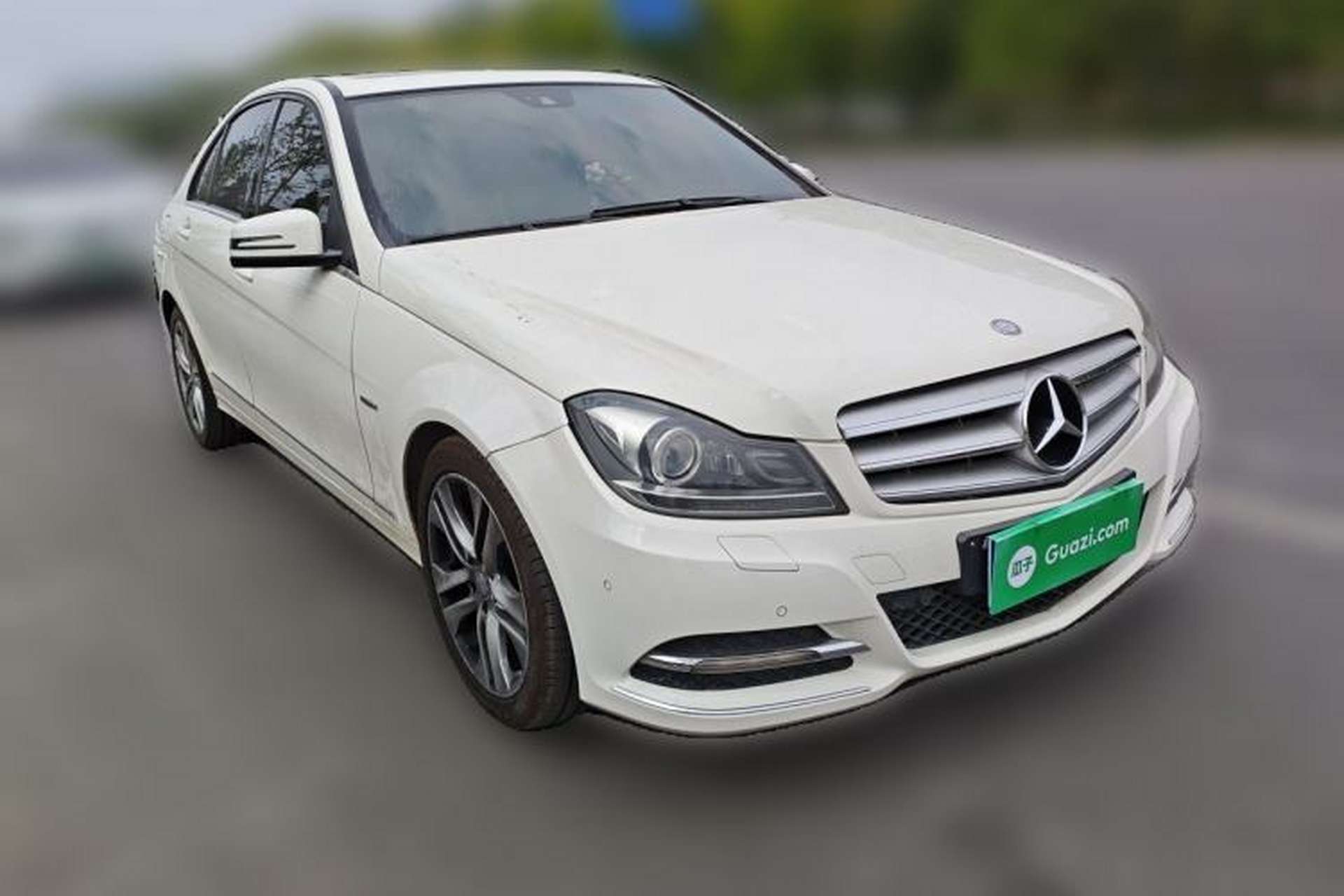 Used Mercedes-Benz C-Class 2011 C 200 CGI Fashion Model Front Right 45 Deg