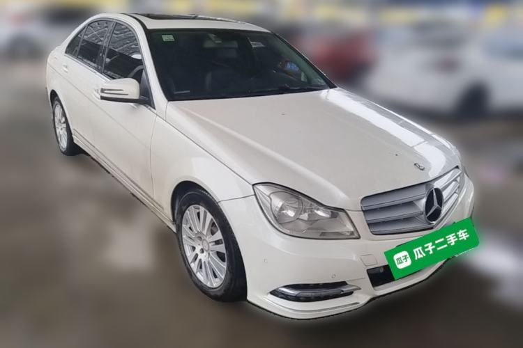 Used Mercedes-Benz C-Class 2011 C 200 CGI Elegant Model Front Right 45 Deg