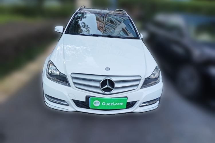Used Mercedes-Benz C-Class 2011 C 200 Fashion Travel Edition Front