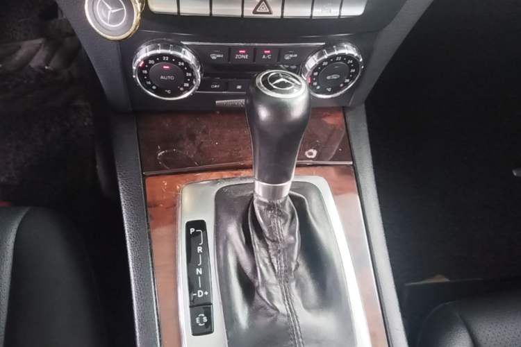 Used Mercedes-Benz C-Class 2011 C 200 CGI Elegant Model Gear Lever