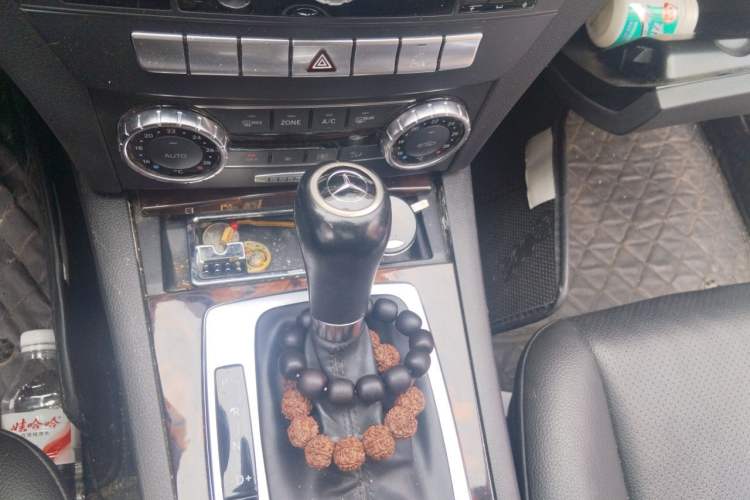 Used Mercedes-Benz C-Class 2011 C 200 CGI Elegant Model Gear Lever