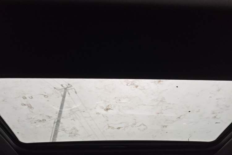 Used Mercedes-Benz C-Class 2011 C 200 Fashion Travel Edition Headliner