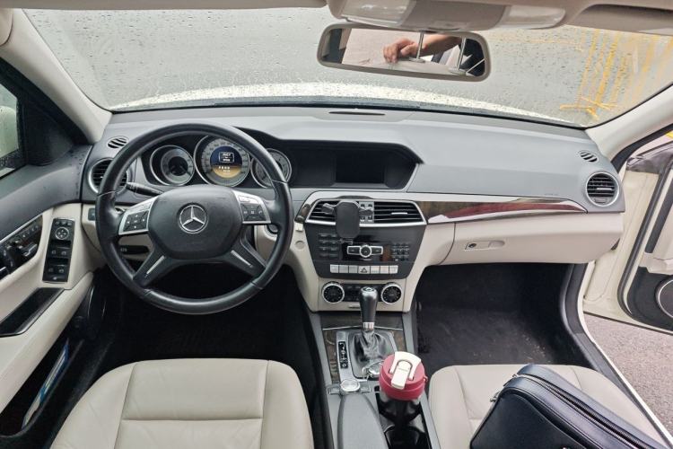 Used Mercedes-Benz C-Class 2011 C 200 CGI Fashion Model Headliner