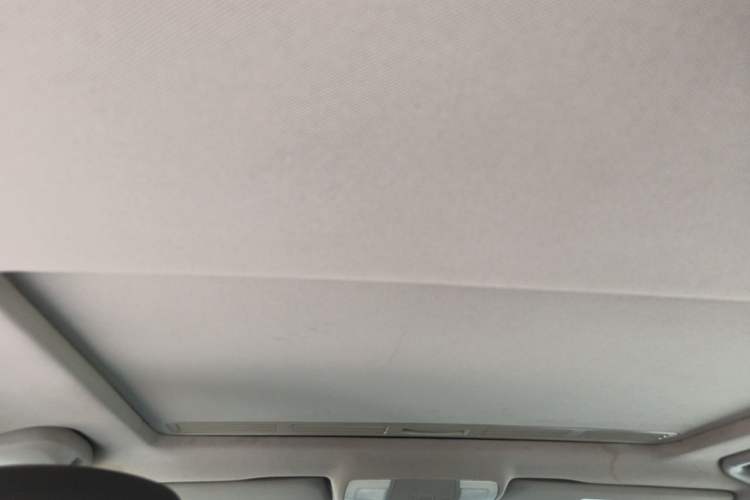 Used Mercedes-Benz C-Class 2011 C 200 CGI Elegant Model Headliner