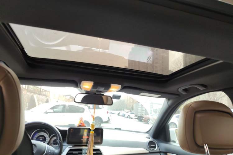 Used Mercedes-Benz C-Class 2011 C 200 Fashion Travel Edition Headliner