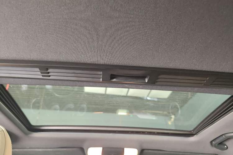 Used Mercedes-Benz C-Class 2011 C 300 Fashion Model Headliner