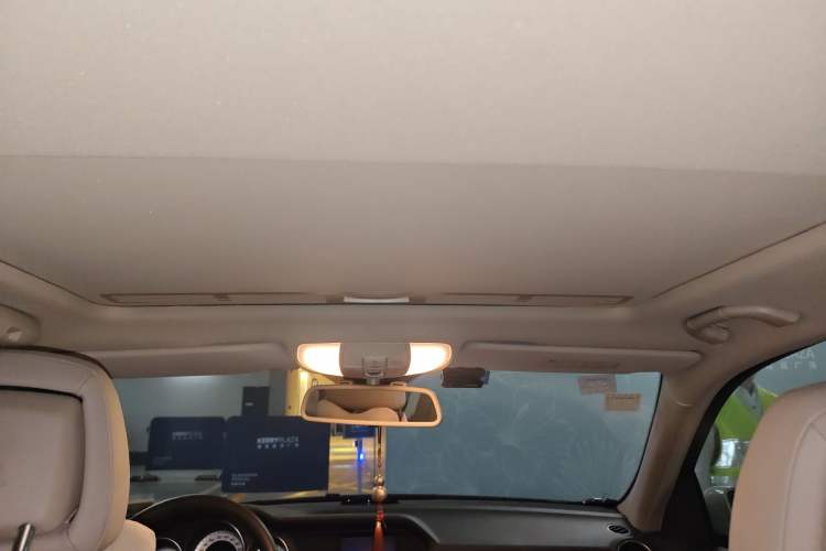 Used Mercedes-Benz C-Class 2011 C 200 CGI Elegant Model Headliner