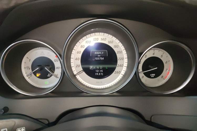 Used Mercedes-Benz C-Class 2011 C 200 Fashion Travel Edition Instrument Cluster