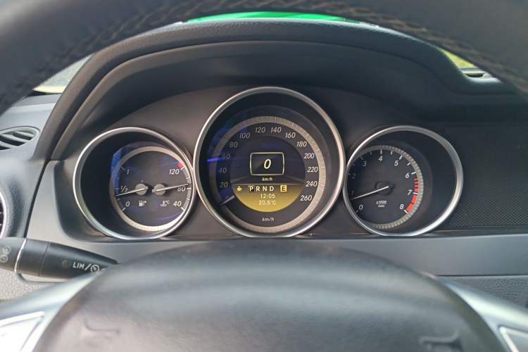 Used Mercedes-Benz C-Class 2011 C 180K Classic model Instrument Cluster
