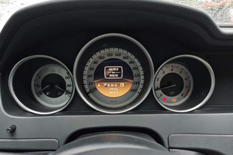 Used Mercedes-Benz C-Class 2011 C 200 Fashion Travel Edition Instrument Cluster