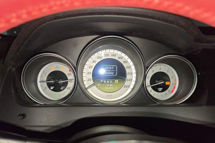Used Mercedes-Benz C-Class 2011 C 200 CGI Fashion Model Instrument Cluster