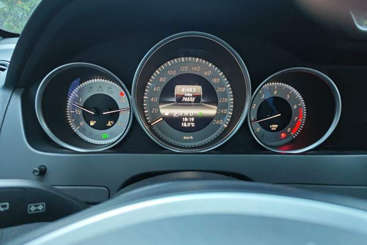 Used Mercedes-Benz C-Class 2011 C 200 Fashion Travel Edition Instrument Cluster