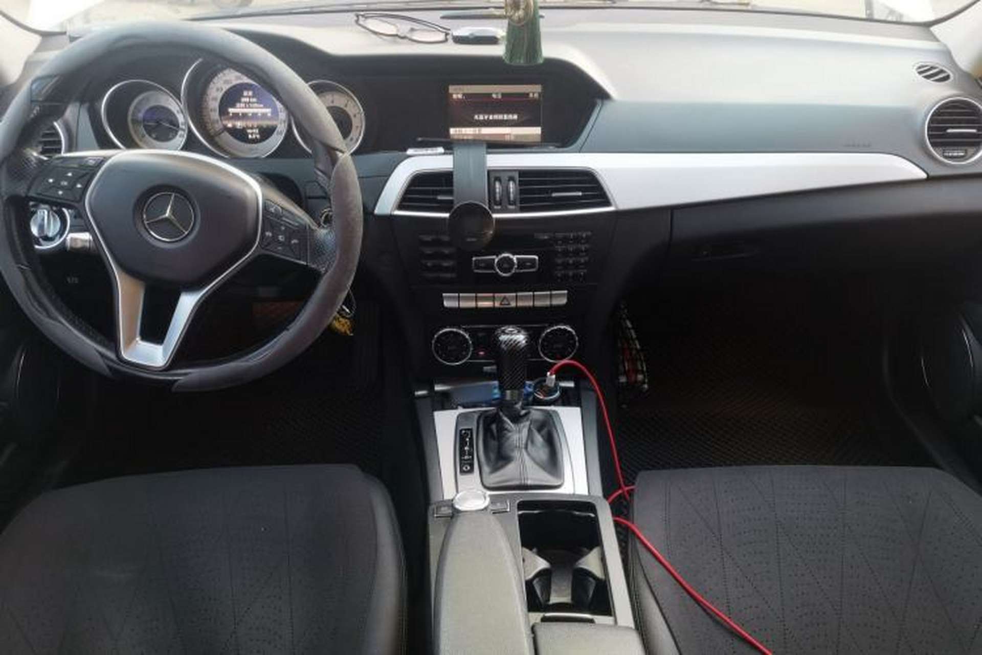 Used Mercedes-Benz C-Class 2011 C 200 Fashion Travel Edition Interior 2