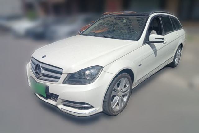 Used Mercedes-Benz C-Class 2011 C 200 Fashion Travel Edition