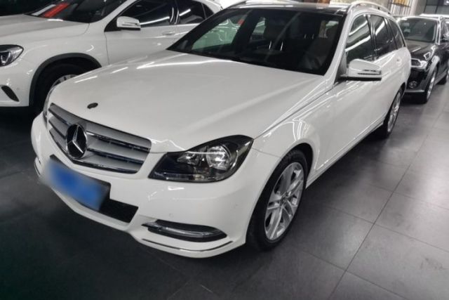 Used Mercedes-Benz C-Class 2011 C 200 Fashion Travel Edition