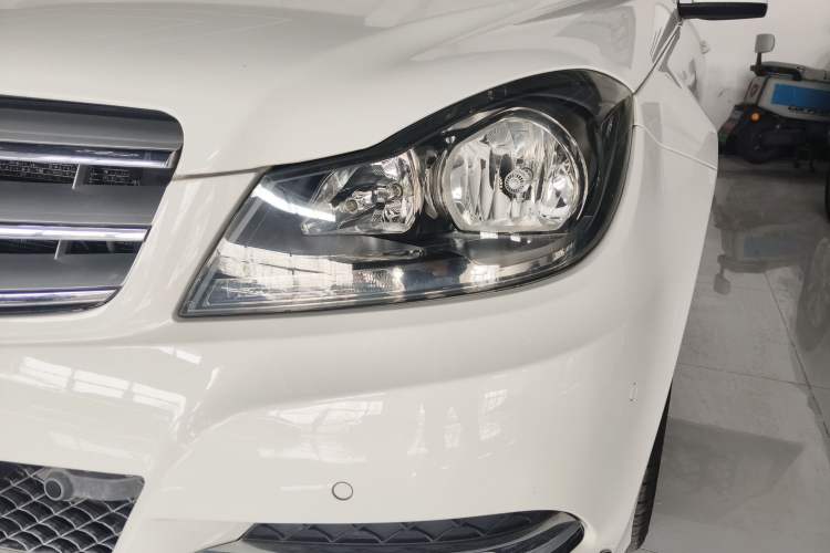 Used Mercedes-Benz C-Class 2011 C 200 Fashion Travel Edition Left Front Headlight
