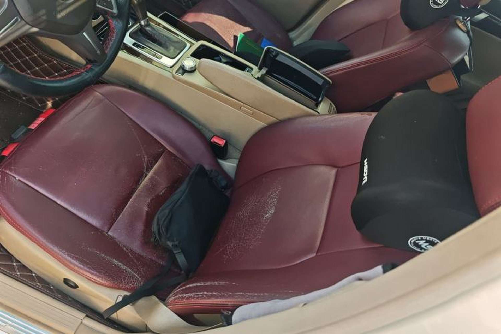 Used Mercedes-Benz C-Class 2011 C 260 CGI Fashion Model Left Front Seat
