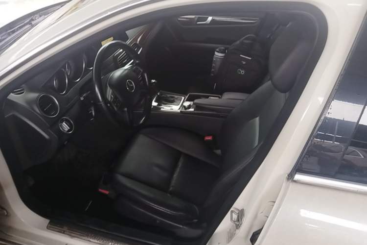Used Mercedes-Benz C-Class 2011 C 200 CGI Elegant Model Left Front Seat